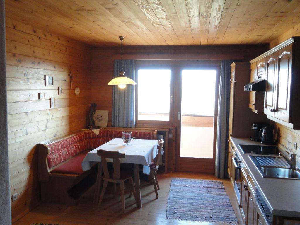 Baby- Und Kinderhof Aicherbauer Seeham Extérieur photo